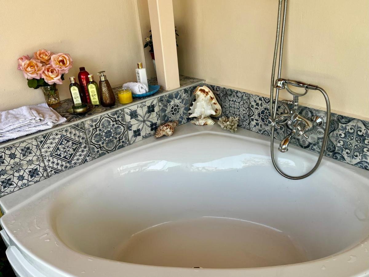 Holiday Oasis With Private Patio And Hammam-Style Bath In Chora-Pithagoreo, Samos Island Villa Pythagoreio  Exterior photo