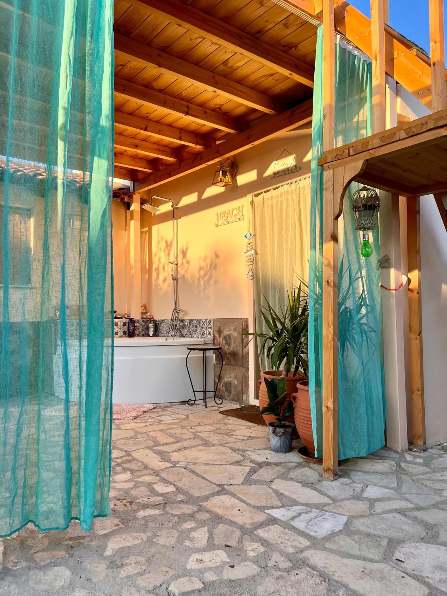 Holiday Oasis With Private Patio And Hammam-Style Bath In Chora-Pithagoreo, Samos Island Villa Pythagoreio  Exterior photo